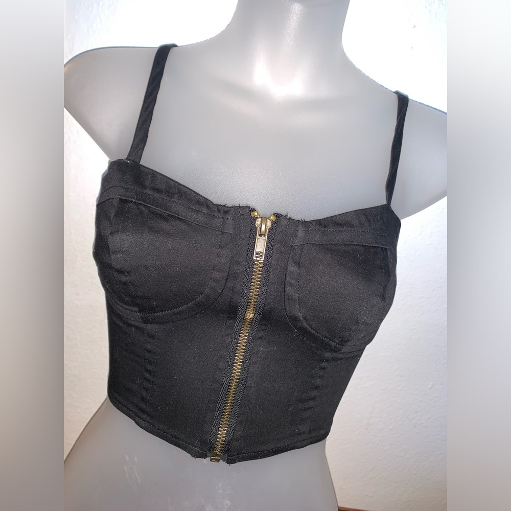 Nollie zipper tank top